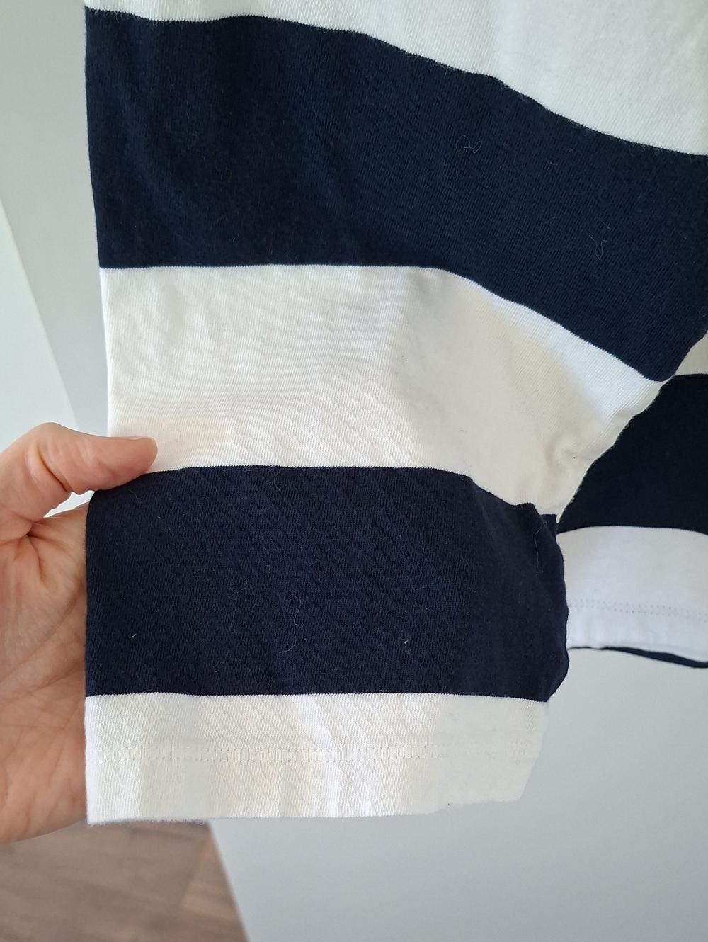 Old Navy Classic Preppy Summer Navy & White Striped Rugby Polo (Size M) - Picture 4 of 8